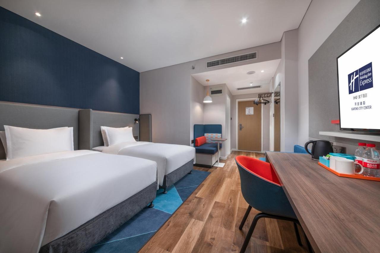 Holiday Inn Express Kaifeng City Center By Ihg Exterior photo